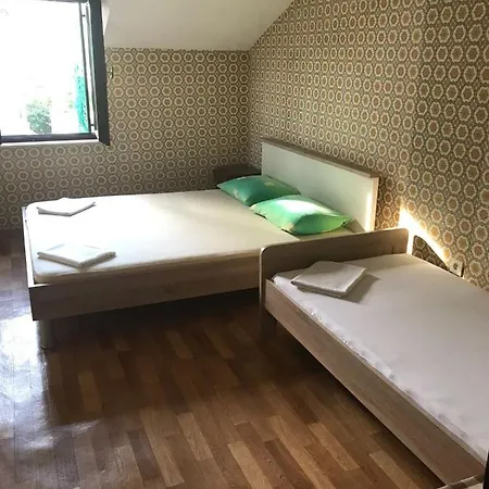 Apartment Big 4-bedroom Perica,
